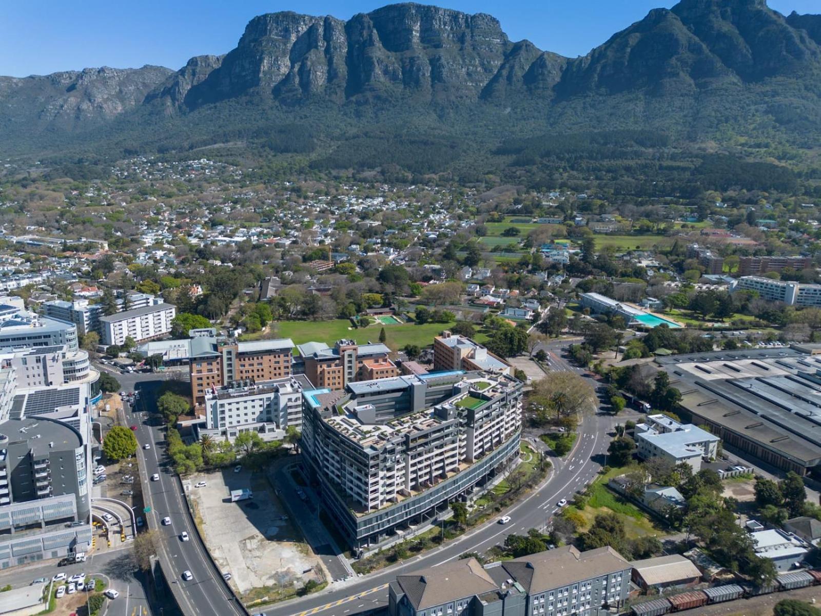 Apartment Rooftop Pool Gym Business Centre Restaurant